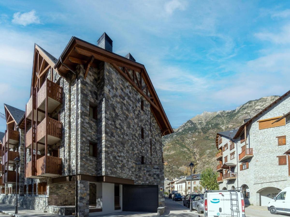 Belvilla By Oyo Nice Apartment In Benasque Buitenkant foto