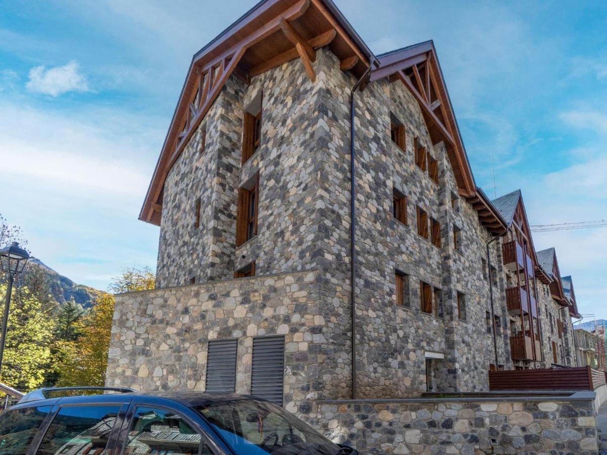 Belvilla By Oyo Nice Apartment In Benasque Buitenkant foto